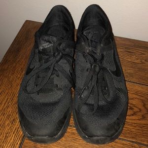 Nike all black women’s trainers size 6.5